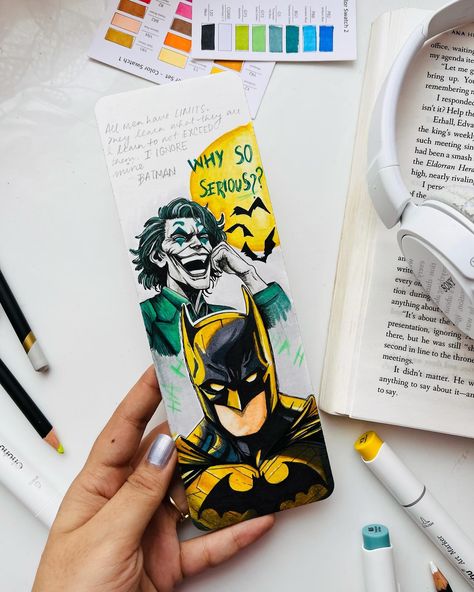 “Why so serious??” Made this Batman themed bookmark using @ohuhuart alcohol markers on @derwentart_india watercolor sheet🦇 . . . . #aashiwork🌸 #batman #batmanfanart #bookmarks #bookmarkart #handmade #alcoholart #alcoholmarkers #ohuhumarkers #ohuhu #ohuhuart #ohuhubrushmarkers #batmancomics #joker #jokerart Batman Bookmark, Diy Bookmarks Aesthetic, Gawx Art, Batman Book, Batman Gifts, Batman Fan Art, Bookmarks For Books, Watercolor Books, Joker Art