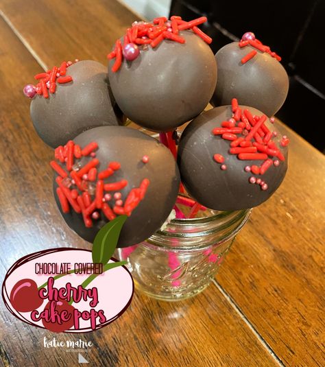 Cherry Chip Cake Pops, Cherry Cake Pops, Cake Pop Flavor Ideas, Protein Cake Balls, Cakepop Bouquet, Cake Pop Prices, Flavors Of Cake, Cake Pop Flavors, Cherry Chip Cake