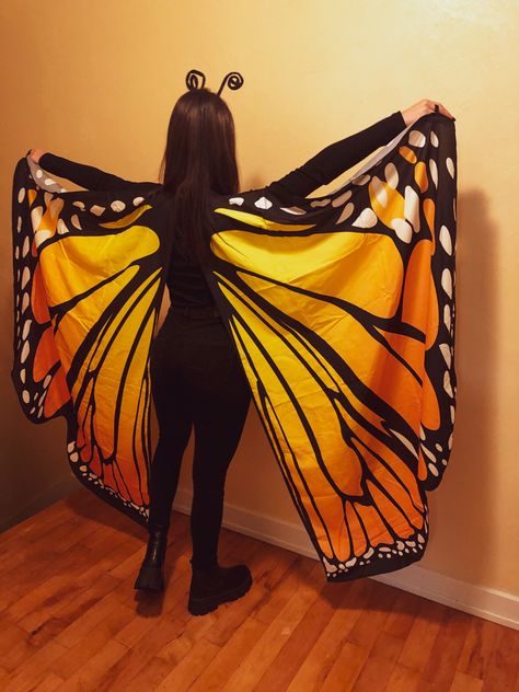 Cute Butterfly Costume, Butterfly Halloween Costume, Butterfly Halloween, Galaxy Stuff, Fiesta Halloween, Butterfly Costume, Trendy Halloween, Cute Butterfly, Dia De Muertos