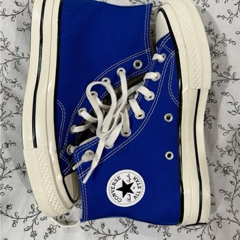 Never Worn Comes In Original Packaging Rush Blue Chuck 70 Converse High Tops Men��’s 7/Women’s 9 Converse Royal Blue, Blue Chuck 70, Blue Converse Outfit, Converse Bleu, All Star Aesthetic, Colorful Converse, Royal Blue Converse, 70 Converse, Colored Converse