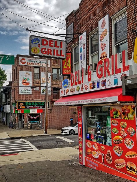 Industry City Brooklyn, 90s Brooklyn Aesthetic, Brooklyn New York Aesthetic, New York Brooklyn, Brooklyn Core Aesthetic, Brooklyn Ny Aesthetic, New York Deli, Brooklyn Core, Brooklyn Baby Aesthetic