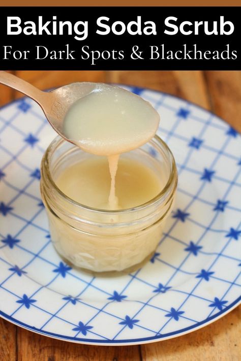 Scrub For Dark Spots, Getting Rid Of Blackheads, Diy Baking Soda, Baking Soda Scrub, Clear And Glowing Skin, Baking Soda For Hair, Baking Soda Face, Rid Of Blackheads, Hair Cleanser