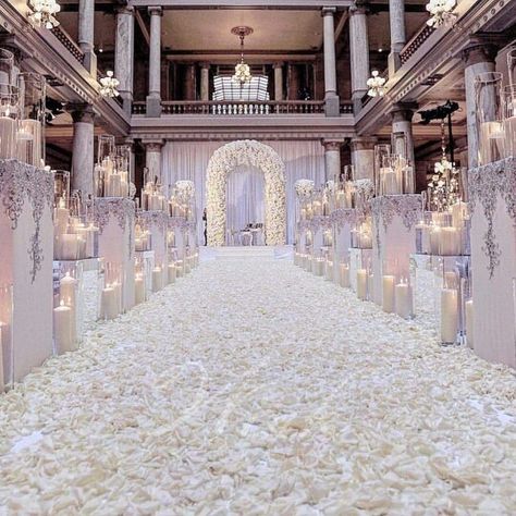 Heaven on earth😍😭 Candles And Rose Petals, White Heaven, Glamorous Wedding Decorations, Wedding Hall Decorations, Dream Wedding Decorations, White Wedding Theme, All White Wedding, Munaluchi Bride, Bridal Magazine