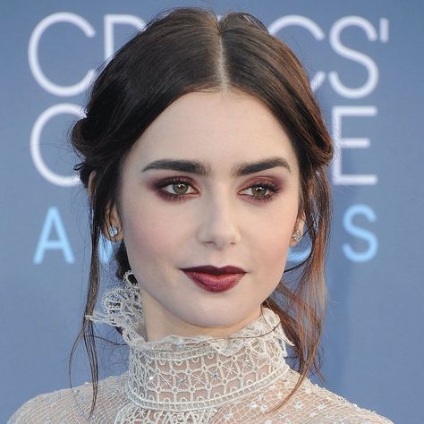 Burgundy Eyeshadow Looks, Lily Collins Makeup, Blood Red Lipstick, Burgundy Eye Makeup, Burgundy Eyeshadow, Burgundy Makeup, Eyeshadow Products, Shades Of Burgundy, Kids Makeup