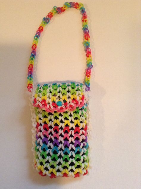 Rubber band I phone purse Loom Band Bracelets, Rainbow Loom Creations, Rainbow Loom Patterns, Pandora Bracelet Designs, Rainbow Loom Bands, Rainbow Loom Charms, Loom Charms, Band Bracelets, Loom Band