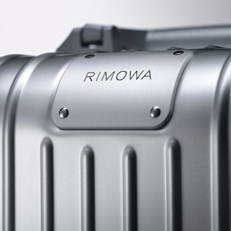 Rimowa Suitcase, 3d Camera, Cmf Design, Visual Identity Design, Badge Design, Machine Design, Iconic Design, Design Case, Design Reference