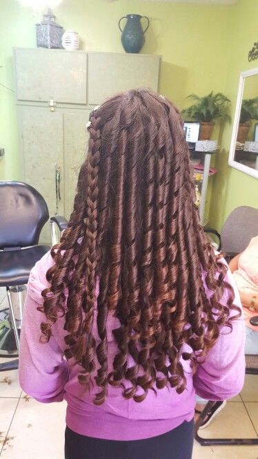 Ringlet Curls Hairstyles, Natural Ringlet Curls, Jumbo Rollers Big Curls, Ringlets Curls, Long Ringlet Curls Natural, Curl Doll Hair, Long Ringlet Curls, Loose Ringlet Curls, Big Curls For Long Hair