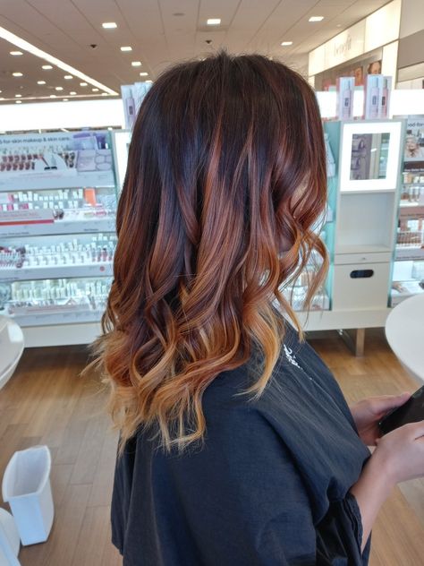 Brown To Color Balayage, Dark Auburn Hair With Blonde Balayage, Color Melt Brunette To Red, Caramel Foliage Hair, Brown Red Blonde Balayage Ombre, Red Color Melt Hair Dark Brown, Auburn Melt Hair, Copper Melt Hair Balayage, Caramel Balayage By Hair Pattern