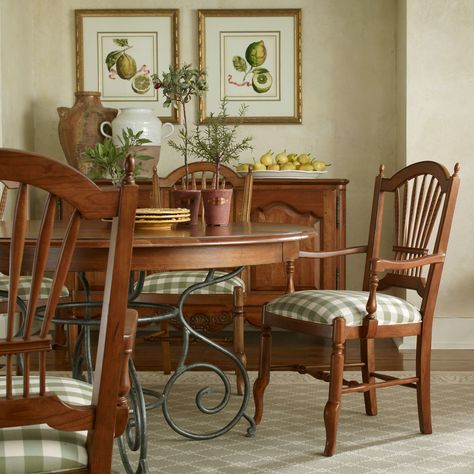 Large Brittany Dining Table - Ethan Allen US Luxury Dining Room Tables, Ethan Allen Dining, Ethan Allen Furniture, Brown Rooms, Irish Cottage, French Country Design, Tuscan House, Dining Room Tables, Kitchen Table Settings