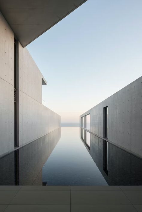 Jay-Z and Beyoncé buy $200 million Tadao Ando-designed seaside mansion in Malibu | News | Archinect Tadao Ando Architecture House, Tadao Ando House, Seaside Mansion, Why Architecture, Tadao Ando Architecture, Ruins Architecture, Graduation Design, Paradise Cove, Tadao Ando