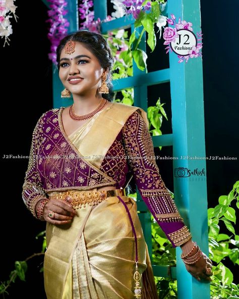 Coat Model Blouse Designs For Saree, Coat Blouses For Saree, Full Hand Aari Work Blouse, Coat Model Blouse Designs, Exclusive Blouse Designs, Blouse Design Aari Work, Full Sleeves Blouse Designs, Coat Blouse, Gold Saree