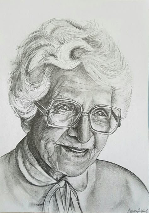 Great Grandma Portrait How To Draw A Grandma, Drawing Ideas For Grandma, Drawing Portrait Reference, Old Person Drawing, Grandma Sketch, Drawing Old People, Grandma Drawing, Grandma Portrait, Drawing Wrinkles