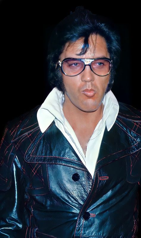 Elvis Presley Family, King Elvis Presley, Elvis Presley Images, Elvis Presley Pictures, Elvis And Priscilla, Joseph Jackson, King Of Pop, Elvis Presley Photos, Andrew Lincoln