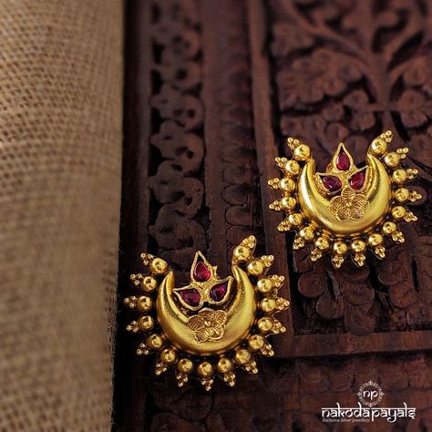 Silver Gold Plated Earrings – Page 6 – Nakoda Payals Gold Earrings For Women Indian, Kolhapuri Jewellery, Gold Studs Earrings Indian, Gold Ornaments Design, Nakoda Payals, Golden Jewellery, Hand Jewelry Rings, Gold Earrings Indian, Antique Gold Earrings