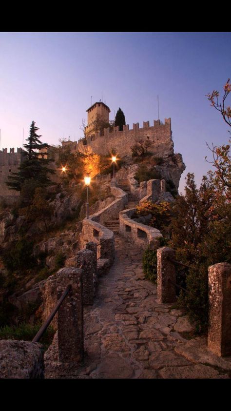 San Marino Italy, Spain Mallorca, Chateau France, Italy Aesthetic, A Castle, Incredible Places, Oh The Places Youll Go, Wonderful Places, Italy Travel