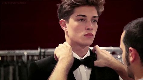 Francisco Lachowski Young, Boy Gif, Francisco Lachowski, Teen Fiction, Boys Over Flowers, Male Face, Character Inspiration, Pretty People, A Man