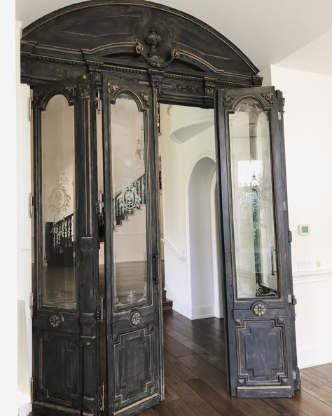 Goth Home, Casa Vintage, Decor 2024, Dark Home, A Beautiful Mess, European Antiques, Hello Lovely, French Doors Interior, Black Doors