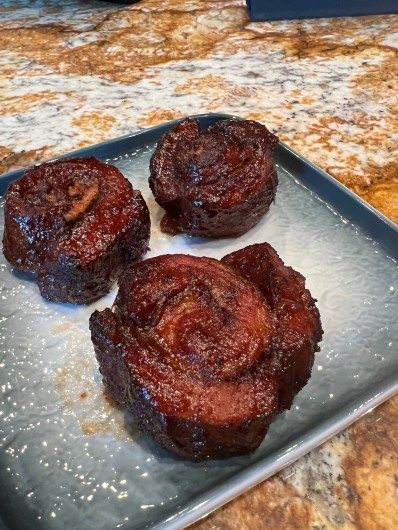 Pork Cinnamon Rolls, Smoked Pork Belly Cinnamon Rolls, Rolled Pork Belly Recipes, Pork Belly Cinnamon Rolls, Smoker Ideas, Belly Roll, Smoked Food, Pork Belly Recipes, Easy Pork