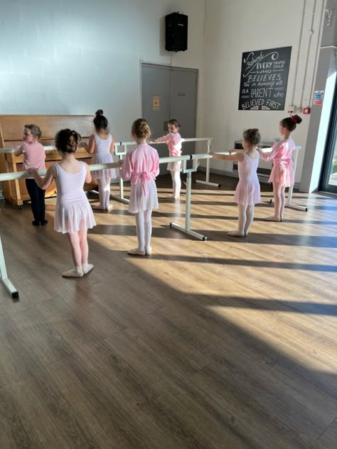 Ballet Mom, Childrens Ballet, Dance Studio Owner, Kids Ballet, Teacher Aesthetic, Dancer Lifestyle, Baby Ballet, Ballet Studio, Ballet Teacher