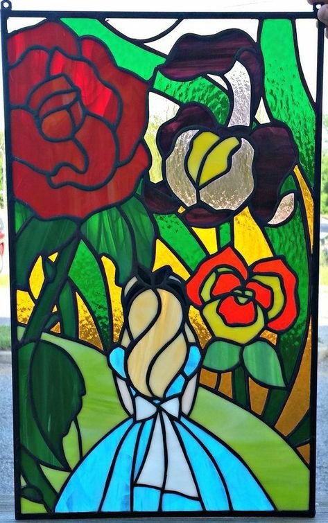 Exterior Windows, Disney Stained Glass, Deco Disney, Stained Glass Windows Church, Glass Window Art, Making Stained Glass, Stained Glass Diy, Stained Glass Crafts, Stained Glass Designs