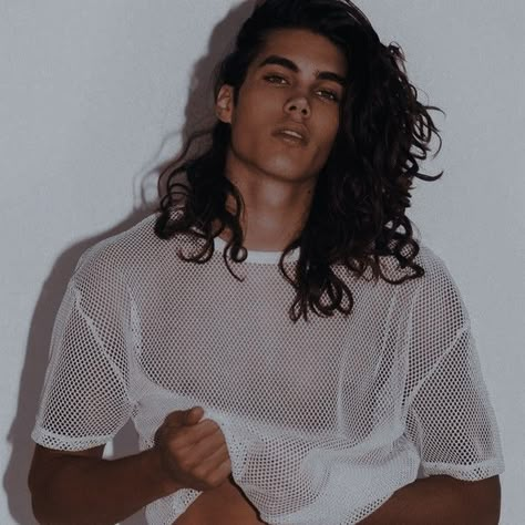 Man Character Inspiration, Vito Basso, Long Hair Man, Brown Hair Male, Long Straight Black Hair, Guys With Black Hair, Hair Man, Crop Hair, Guy Fits