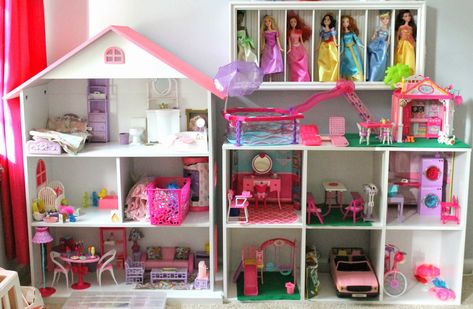 The ABC's of Life: DIY Barbie House Update Dollhouse Bookcase, Cube Shelf, Diy Barbie House, Toddler Playroom, Doll House Plans, Barbie Doll House, Barbie Diy, Wooden Dollhouse, Barbie Dream