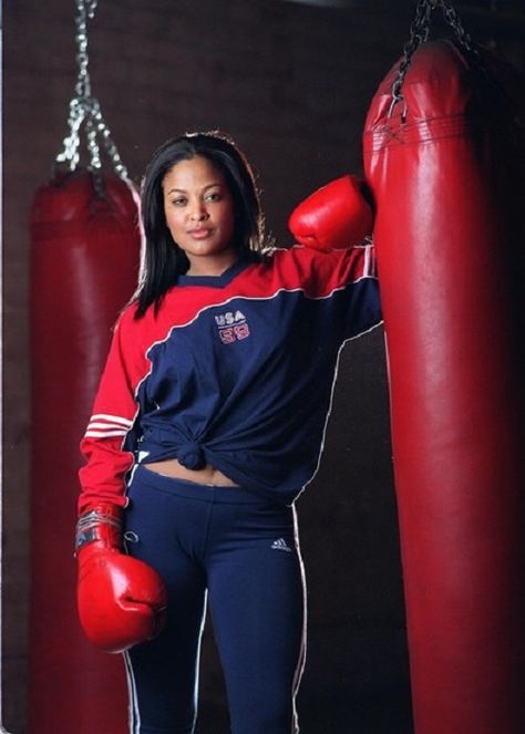 Laila Ali is a champion boxer just like her dad The Greatest " Muhammad Ali ". Red Boxing Gloves, Laila Ali, Muhammed Ali, Female Boxers, Professional Boxer, Men Love, Women Boxing, Sports Hero, Punching Bag