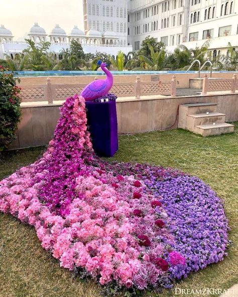 Monsoon Wedding, Floral Peacock, Peacock Photos, Indian Wedding Decor, Opulent Wedding, Mandap Decor, Peacock Decor, Wedding Planning Decor, Wedding Mandap