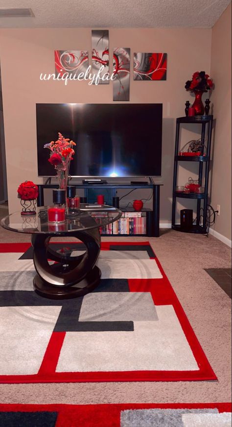 Living Room Decor Ideas For Couples, Living Room With Animal Print, Red House Decor Ideas Living Rooms, Red Kitchen Decor Ideas Apartments, Living Room Ideas Red And Black, Red Themed Living Room, Red Black And White Living Room, Red And Black Living Room Decor, Red And Black Apartment Decor