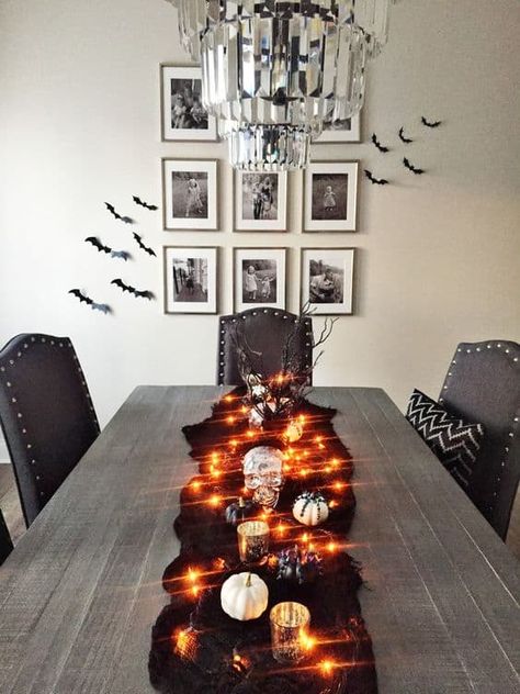 20 Classy Halloween Dining Room Decor Ideas » Lady Decluttered Grey Halloween Decor, Halloween Decor For Kitchen Table, Halloween Center Table Decor, Dinner Room Table Centerpiece, Halloween Decorations Dining Table, Table Top Halloween Decor, Halloween Dining Table Centerpiece Ideas, Halloween Theme Table Decor, Halloween Console Table Decor Ideas