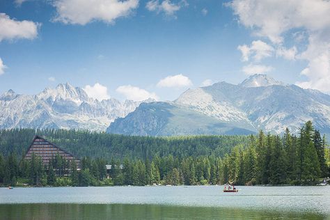 Download High Tatras Mountains Panorama Scenery with Lake and Woods FREE Stock Photo High Tatras, Free Nature, Vacation Photography, Mountain Wallpaper, Blue Abstract Art, Photo Site, Water Photography, 4k Background, Beautiful Lakes