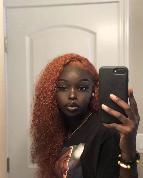 ✨ℌ𝔬𝔫𝔢𝔶✨ on Instagram: “This hair color looks so good on her” Pretty Hair Color For Dark Skin Women, Colors To Dye Your Hair Black Women Dark Skin, Darkskin Dyed Hair, Ginger On Brown Skin, Dyed Hair Dark Skin, Ginger On Dark Skin, Dyed Hair On Dark Skin Women, Dark Skin Girls With Colored Hair, Ginger Hair Black Women Dark Skin