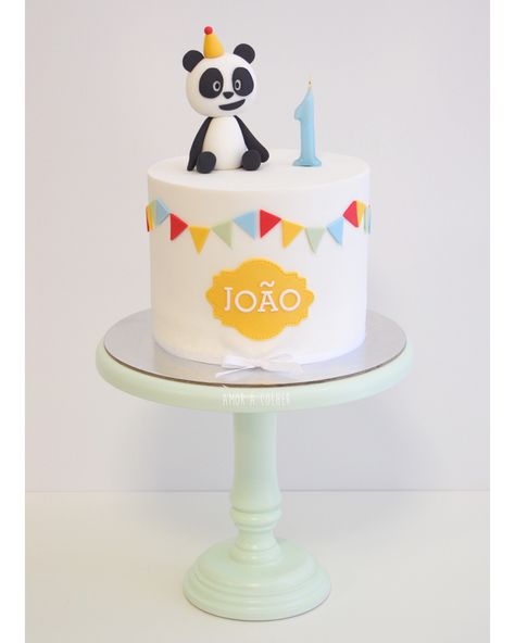 Panda Birthday Cakes, Bolo Do Panda, Panda Cake Design, 2nd Birthday Cake Boy, Panda Bear Cake, Cake Artwork, Panda Birthday Cake, Bolo Panda, Panda Cake