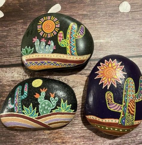 Mexican Paintings Ideas, Southwest Art Paintings, Cactus Rocks, Cactus Flower Painting, Easy Rock Painting Ideas, Easy Rock Painting, Painted Rock Cactus, Rock Cactus, Mexican Paintings