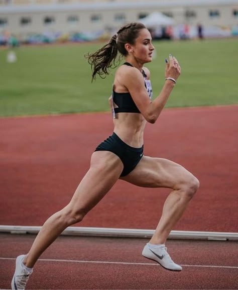 Géraldine Frey and Melissa Gutschmidt (Switzerland) • 2023 World Athletics Championships (Budapest) #sports #football #sport #fitness #nfl #basketball #nba #soccer #gym #training #workout #baseball #motivation #athlete #mlb #bhfyp #love #follow #instagood #instagram #fashion #photography #fit #espn #like #life #nike #fitnessmotivation #running #hockey Running Pose, Athlete Motivation, Athletic Girls, Body Reference Poses, Fitness Inspiration Body, Poses References, Dynamic Poses, Fitness Models Female, How To Start Running