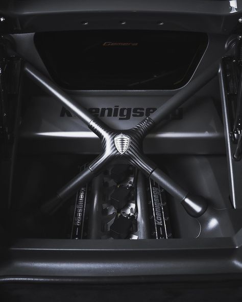 Koenigsegg Gemera, Sound System Speakers, Combustion Engine, Small Engine, Rolling Bar, Koenigsegg, Automotive Design, Apple Car Play, Scale Models