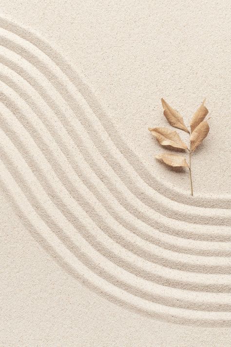 Zen Sand Art, Zen Garden Sand, Zen Sand, Sand Background, Spa Images, Boho Background, Japanese Zen Garden, Sand Textures, Leaf Images