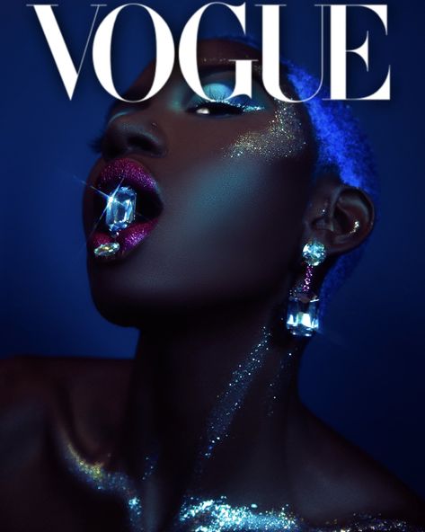 Makeup Magazine Cover, Modeling Themes, Vogue Challenge, Vogue Aesthetic, Vogue Makeup, 2020 Photography, Vogue Photoshoot, Makeup Magazine, Glitter Photography