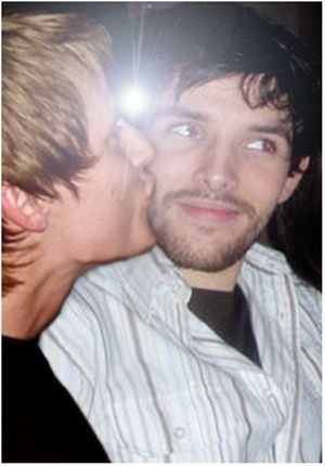 Colin Bradley, Merlin Memes, Merlin Show, Merlin Colin Morgan, Roi Arthur, Merlin Cast, Merlin Fandom, Merlin And Arthur, Arthur Pendragon