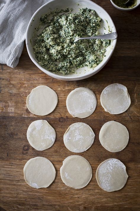 Spinach & ricotta dumpling recipe in vegan umami broth Spinach Dumplings Recipe, Ricotta Dumplings Recipe, Spinach Dumplings, Ricotta Dumplings, Vegan Spinach Dip, Recipe For Spinach, Spinach Ricotta, Dumplings Recipe, Wonton Wrappers