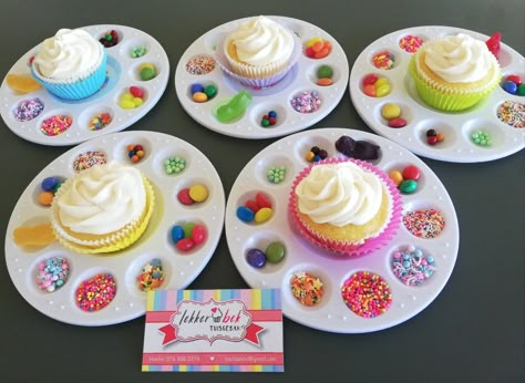 Decorate your own cupcakes Christmas Candyland, Baking Birthday Parties, Cupcake Decorating Party, Tie Dye Birthday, Painting Birthday Party, Candy Land Birthday Party, Cupcake Birthday Party, Kid Cupcakes, Painting Birthday