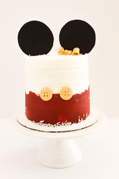 Simple Mickey Cake, Simple Disney Cake, White Mickey Mouse Cake, Easy Mickey Mouse Cake, Simple Mickey Mouse Cake, Mickey Mouse Cake 1st Birthday, Mickie Mouse Cake, Mickey Mouse Cake Ideas, Mickey Smash Cake