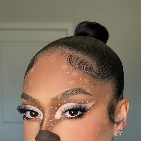 LOGAN NICOLE MUA on Instagram: "BAMBI BUT MAKE IT GLAM🤎 What are some Halloween looks you want to see me do?👀 Mua: @logannicolemua Inspo: @cheriserenee #makeup #halloweenmakeup #halloweenmakeupideas" Cute Face Makeup For Halloween, Makeup Ideas Christmas Party, Winter Holiday Makeup, December Makeup, Reindeer Eye Makeup, Rudolf Makeup, Makeup Looks Christmas, Reindeer Makeup Look, Bambi Halloween Makeup