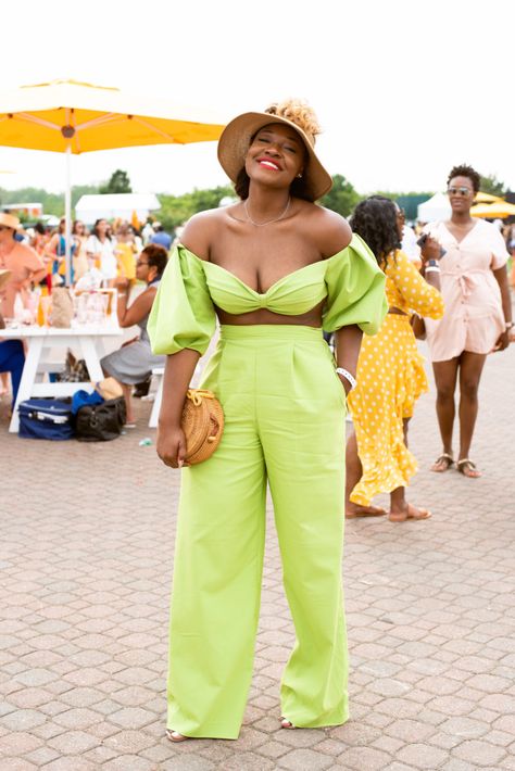 Polo Classic Veuve Clicquot Outfit Black Women, Polo Classic Theme Party Outfit Women, Derby Outfits Black Women, Polo Party Outfits For Women, Black Derby Outfits For Women, Polo Classic Outfit Womens Fashion, Polo Event Outfits For Women, Polo Match Outfits For Women, Veuve Clicquot Polo Classic Outfits