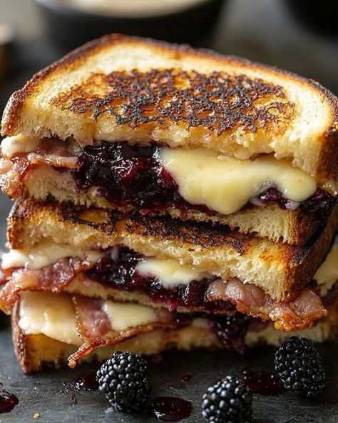 (20+) Facebook Savory Brie, Jam Grilled Cheese, Good Sandwiches, Brie Grilled Cheese, Cozy Brunch, Easy Finger Foods, Bacon Grilled Cheese, Charcuterie Ideas, Best Meals