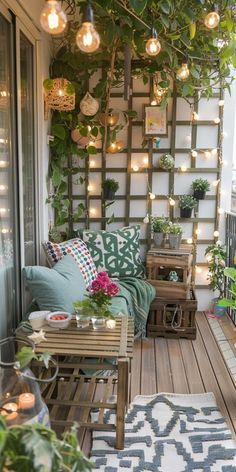 Balkon Decor, Small Balcony Garden, Small Balcony Design, Patio Garden Design, Apartment Patio, Classy Decor, Small Balcony Decor, Small Balcony Ideas, Apartment Balcony Decorating