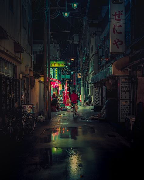 There is so much work that goes into achieving the final look of my pictures, scroll right to see the B & A and the video. . . #japantravel #japanphotography #japan_of_insta #nightphotography #nightimages #nightshooters #streetphotography #streetphotographer #cyberpunk #cyberpunkaesthetic #cyberpunk_cities Nanopunk Aesthetic, Japan City Aesthetic, Cyberpunk Japan, Cyberpunk Cities, Japanese Cyberpunk, Japan Photography, Cyberpunk City, Japanese Aesthetic, Street Photographers