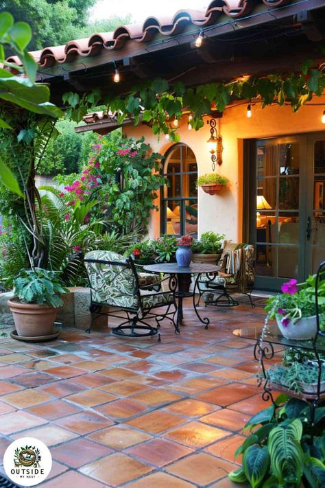 25 Stunning Mediterranean Patio Tiles to Consider Terracotta Courtyard Patio, Spanish Tile Patio Outdoor Areas, Garden Tiles Outdoor Ideas, Terracotta Backyard, Outdoor Spanish Tile, Spanish Patio Ideas, Mediterranean Outdoor Patio, Terracotta Tiles Outdoor, Spanish Style Patio