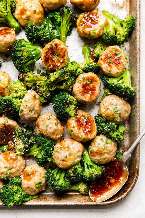 Honey-sweetened homemade teriyaki sauce drizzled over tender, garlicky chicken meatballs and broccoli make for a freezer meal that deliciously redefines the whole genre. Meatball And Broccoli Recipe, Meatballs And Broccoli, Meatballs With Broccoli, Meatballs For Dinner, Dinner Meatballs, Italian Spaghetti And Meatballs, Best Italian Meatball Recipe, Chicken Teriyaki Sauce, Garlicky Chicken