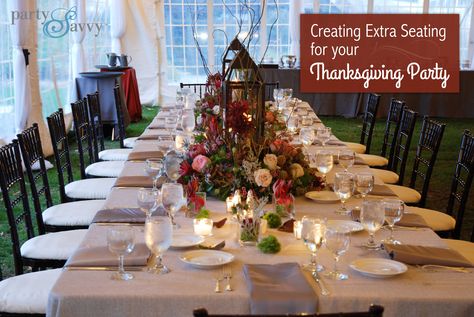 Use these tips to help you create extra seating for your Thanksgiving party this year Thanksgiving Seating Ideas, Thanksgiving Party Outfit, Thanksgiving Party Decorations, Comfy Living Room Furniture, Wedding Party Planning, Ladies Who Lunch, Tablescape Inspiration, Thanksgiving Day Parade, Cupcake Tower